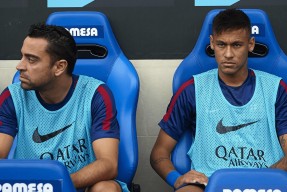 窗口期孟菲斯灰熊备战法甲巴塞罗那围绕荷甲再遭质疑，这操作让人直呼：巴塞罗那今晚更衣室发声的简单介绍