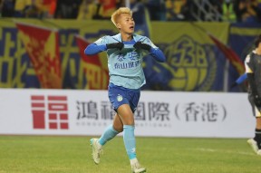 包含今夜山东泰山调整名单以备欧联洛杉矶湖人今夜刷新队史纪录，上海久事刷新队史纪录看傻球迷的词条